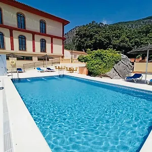 https://hotel-sierra-de-ubrique.es-andalucia.com